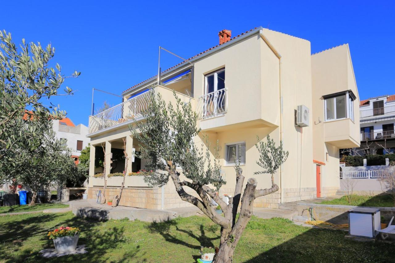 Apartments With A Parking Space Kastel Gomilica, Kastela - 19248 Exterior foto